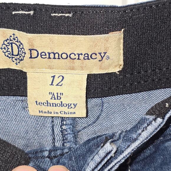 Democracy Ab Technology Women Stetchy Med Wash Blue Jeans Soft Comfortable Sz 12 - Picture 3 of 7